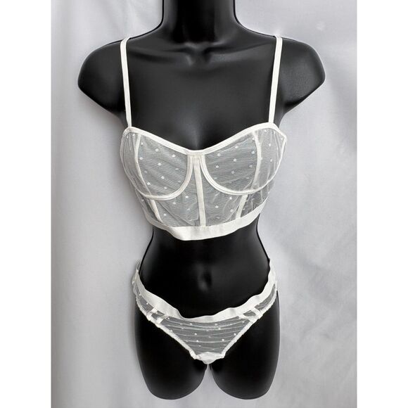 White Two Piece Lingerie Set Size M Polka Dot Bralette and Panties New Sexy - Picture 1 of 9